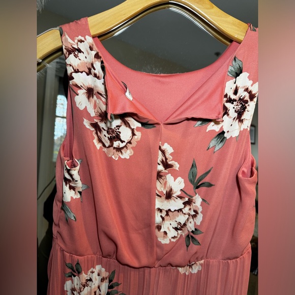 [NWT] CJ Banks Floral Pleated Maxi Dress Size 12P - Sleeveless, Flowy - Picture 7 of 10